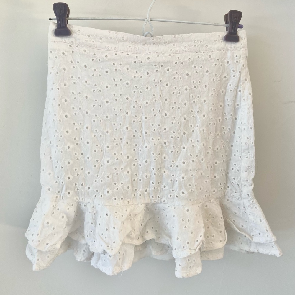 Francesca’s white patterned mini skirt - Size XS/S